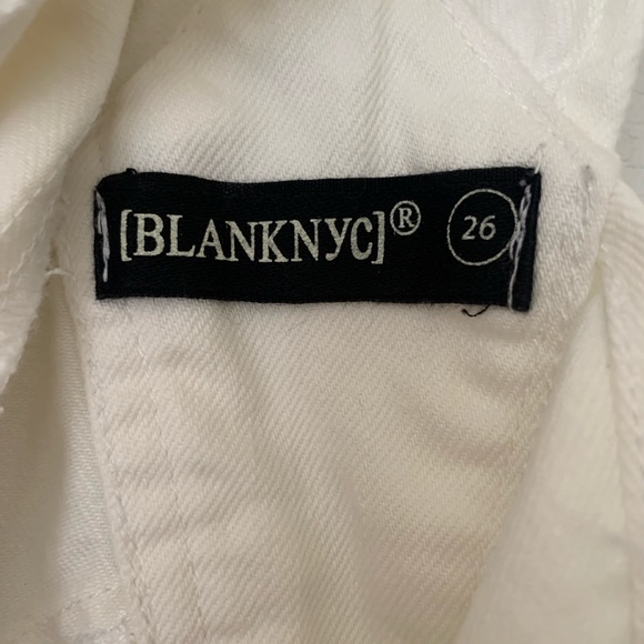 Blank NYC White Overall Distressed Shorts - I114 - Picture 4 of 5